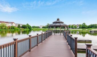 44049 FERNCLIFF Ter, Ashburn, VA 20147