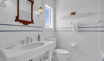 634-640 East Ave, Bay Head, NJ 08742