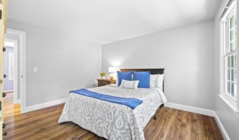 37 Birchwood Cir, Bedford, NH 03110