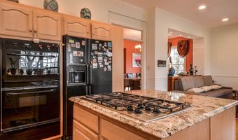7806 FOX GATE Ct, Bethesda, MD 20817