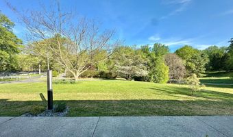 17821 POND Rd, Ashton, MD 20861