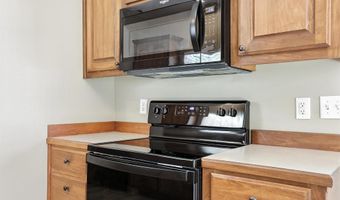 419 Sharon Oaks Ct, Benton, AR 72019