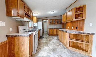 5105 Redcoat Loop, Bismarck, ND 58503