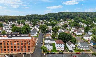 67 Elm St, Andover, NJ 07801