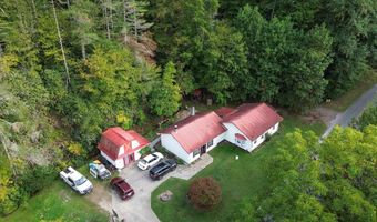 1395 Panther Crk, Almond, NC 28702