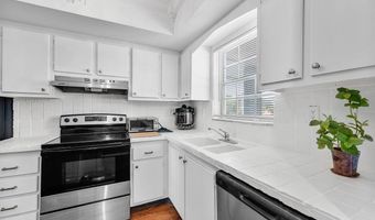 157 Atlantis Blvd 301, Atlantis, FL 33462