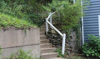 6 W Main St, Chester, CT 06412