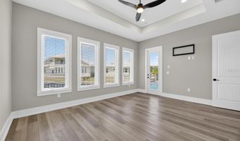614 PINCKNEY Dr, Apollo Beach, FL 33572