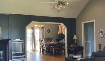 258 Old Glory Ln, Albertville, AL 35950