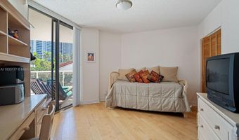 3610 Yacht Club Dr 208, Aventura, FL 33180