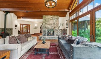 500 Wild Swan Trl, Bigfork, MT 59911
