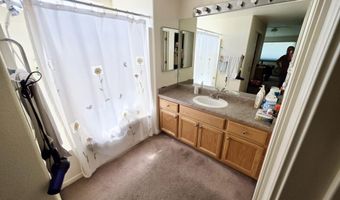 652 Jennys Ln, Fernley, NV 89408