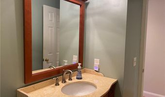 101 Legend Hill Rd 101, Madison, CT 06443