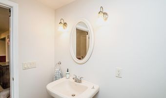 17 The Meadows Rd, Bartlett, NH 03838