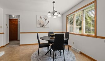 3300 N LAWE St, Appleton, WI 54911