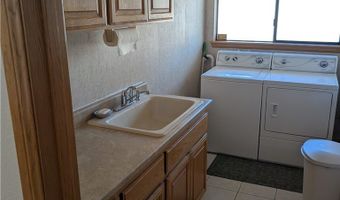 16560 Koda Rd, Apple Valley, CA 92307