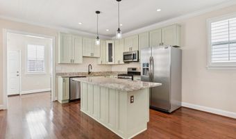 908 LONGFELLOW St NW, Washington, DC 20011