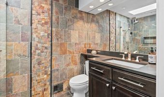 4429 NEPTUNE Dr, Alexandria, VA 22309