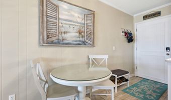 301 E Commerce Way Rd 206, Atlantic Beach, NC 28512