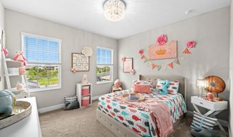 7631 PARADISO Dr, Apollo Beach, FL 33572