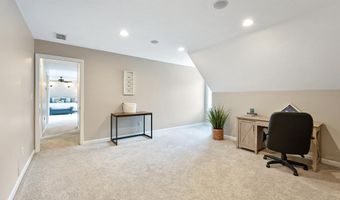 33 Hobart Hill Rd, Brookline, NH 03033