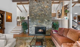 13 Kent Pl, Asheville, NC 28804