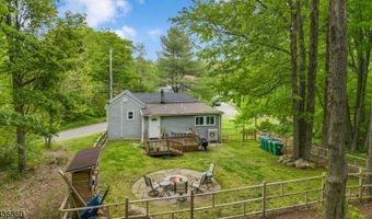 22 Paddock Ave, Alloway, NJ 07422