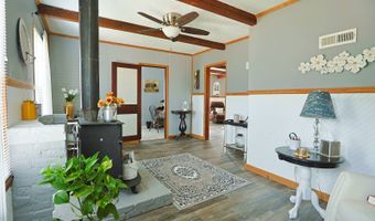 1118 16th St, Auburn, NE 68305