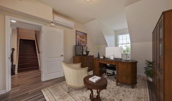 42550 SUNSET RIDGE Sq, Ashburn, VA 20148