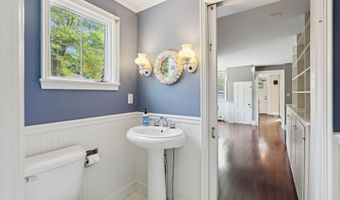 26 Grove St, Bath, ME 04530