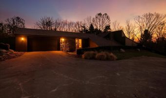 3936 Holden Dr, Ann Arbor, MI 48103