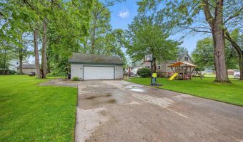 724 Columbia, Algonac, MI 48001
