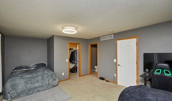 1227 NE 8th Ln, Ankeny, IA 50021