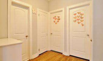 187 W 48Th St, Bayonne, NJ 07002