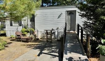 521 Forest Park, Middletown, RI 02842