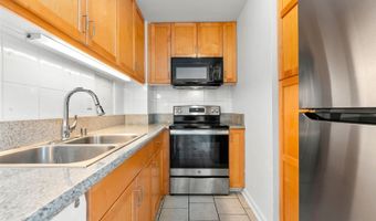 2847 Waialae Ave 210, Honolulu, HI 96826