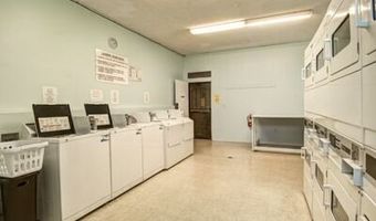 355 KALANIANAOLE St 330, Hilo, HI 96720