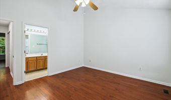 20 HARBOUR HEIGHTS Dr 20, Annapolis, MD 21401