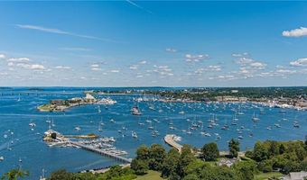 35 Chastellux Ave I, Newport, RI 02840