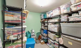 1309 Sanders Dr, Auburn, IN 46706