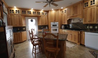 401 E 4th St, Augusta, KY 41002