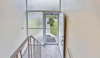 6048 ROSSMORE Dr, Bethesda, MD 20814
