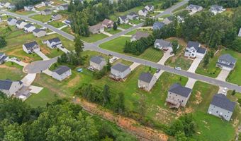 1385 Robins Nest Dr, Asheboro, NC 27203