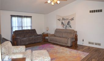 4777 Waterloo Rd, Atwater, OH 44201