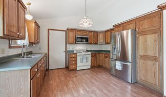 8768 Meadowridge Ln, Indianapolis, IN 46217