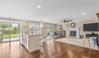 1017 Brighton Dr, Alcoa, TN 37701