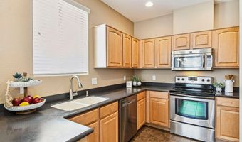 42424 N Gavilan Peak Pkwy 33104, Anthem, AZ 85086