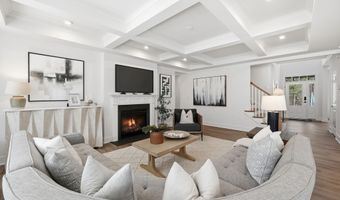 5413 WOODWAY Dr, Alexandria, VA 22310