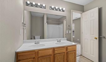 906 SW Summit Chase Rd, Bentonville, AR 72712