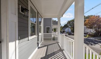 12 Duke St, East Greenwich, RI 02818